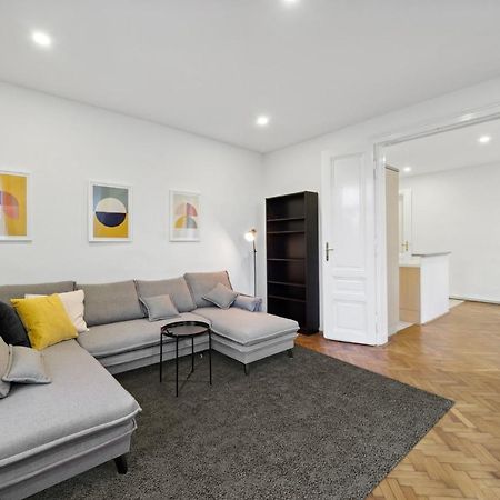 Big Spacious Central Apartment In Vienna Exterior photo